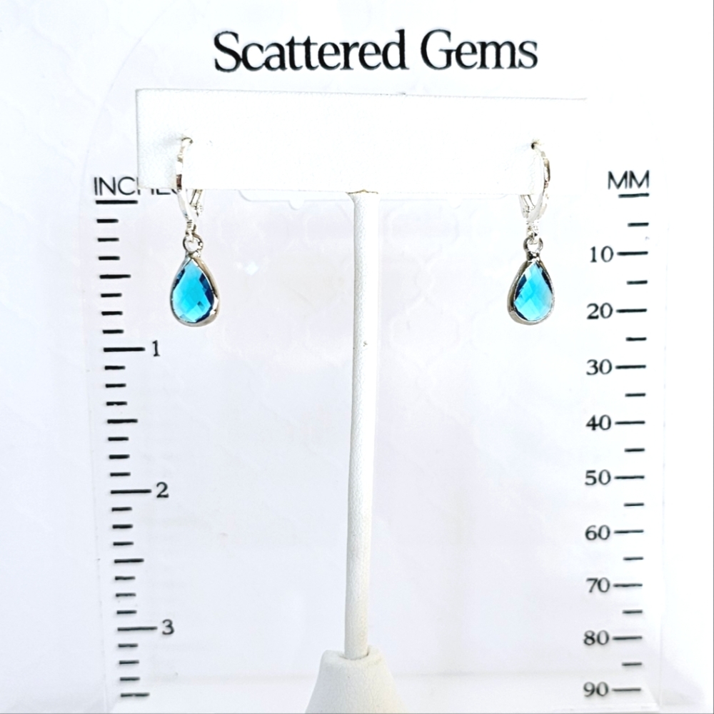 Brand New Aqua Blue  & Silver Tear Drop Leverback Earrings